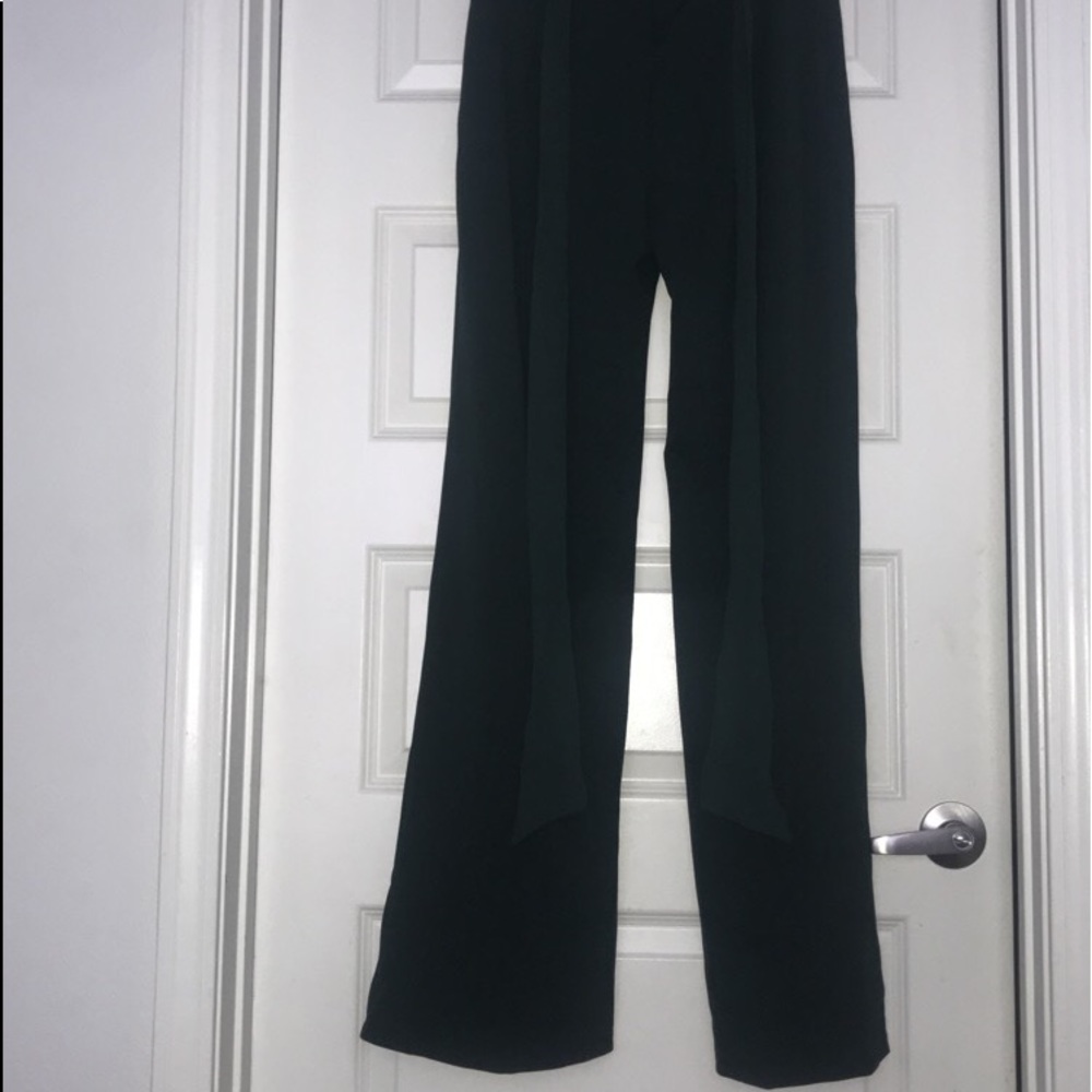 Brand new, never worn FASHION NOVA green tie pants